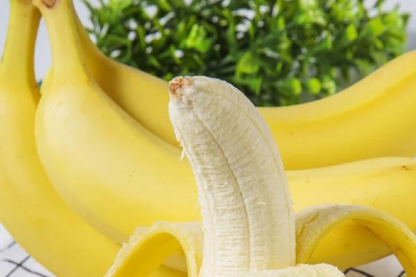 有哪些纤维水果，常见的有苹果、香蕉、火龙果等