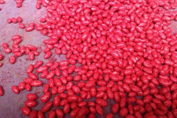 花生的专用肥料,有厩肥、人粪尿等
