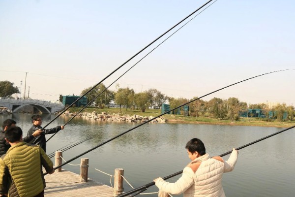 长竿的抛竿方式,主要有以下3种方法