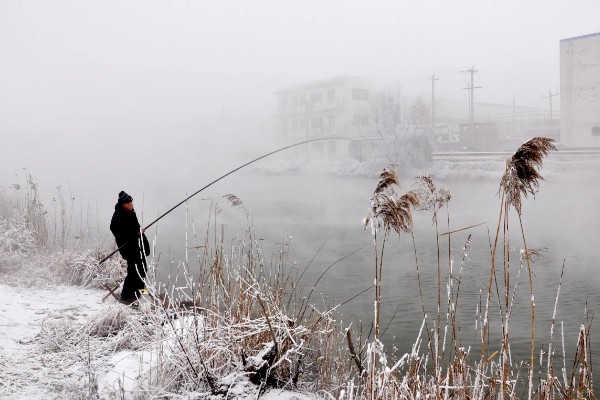 长竿的抛竿方式,主要有以下3种方法