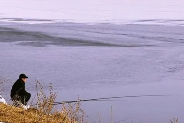 长竿的抛竿方式,主要有以下3种方法