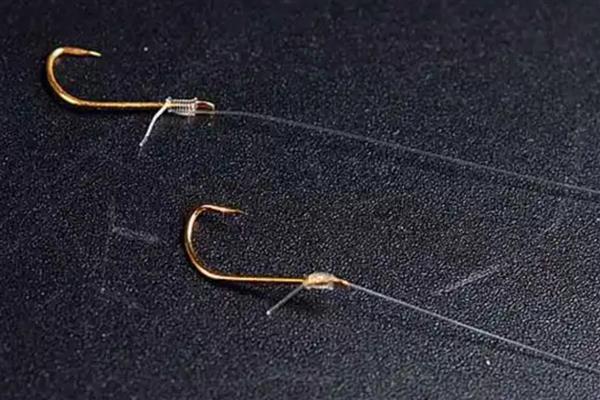 海夕2号和袖钩3号哪个大，前者的钩门更宽