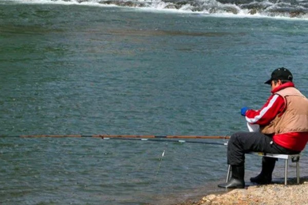 台钓和传统钓的区别,台钓实际上就是台湾钓鱼技法的简称