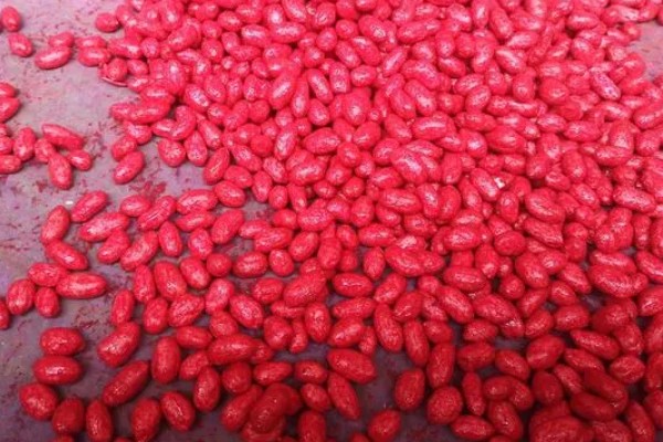 花生施肥方法，基肥用量应占施肥总量的80%-90%