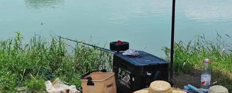 2.7米鱼竿与多长的主线一起使用，手竿和主线差不多等长时便于抛竿