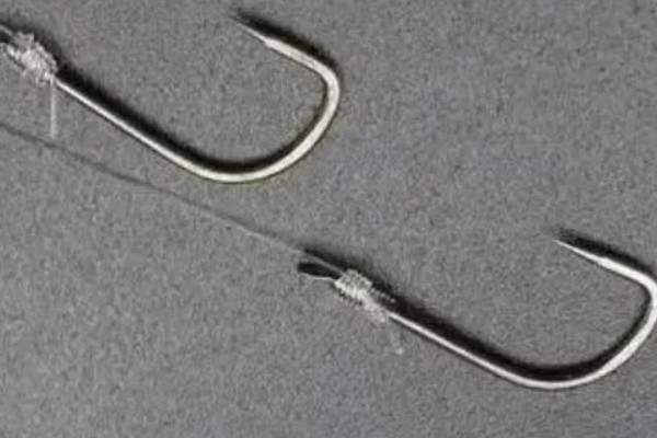 0.8号新关东钩的尺寸,适合钓小个体的鲤鱼