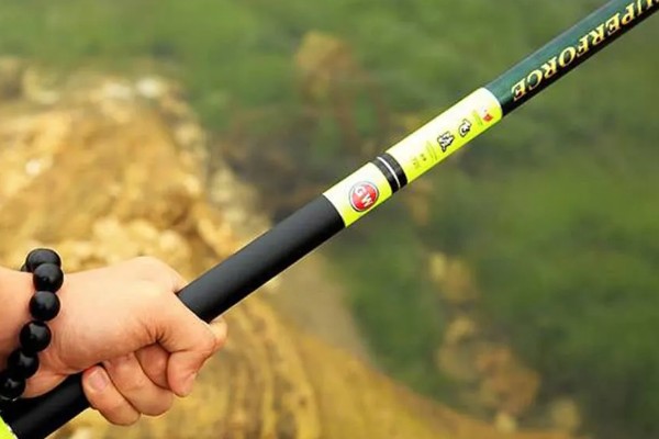 手竿能钓黑鱼吗，可以使用手竿来垂钓黑鱼