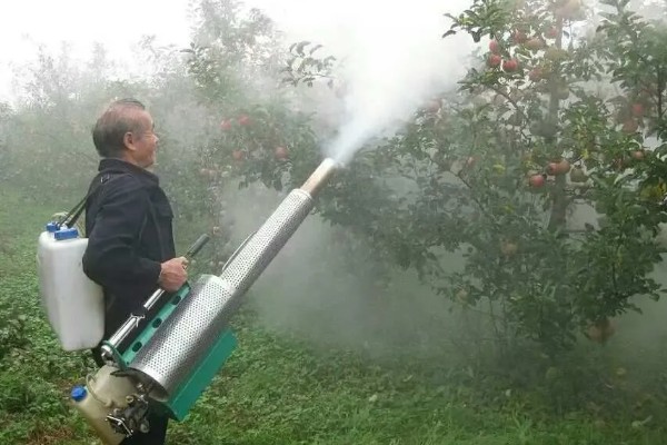 怎么使用烯唑醇，根据防治对象决定用法