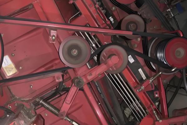 选用农机三角带的方法，首先要选准型号