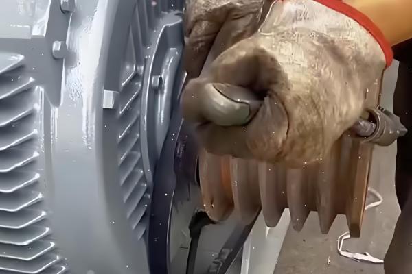 选用农机三角带的方法，首先要选准型号