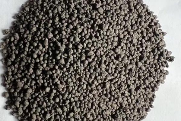 铜钱草水培如何固定根，可利用容器固定