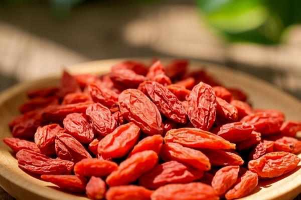 土壤中有什么植物,有花生、土豆等