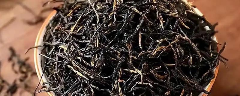 红茶与黑茶的区别，生产工艺、发酵程度有所不同