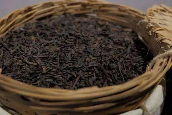 六堡茶如何保存，应远离厨房及有怪味处