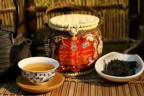 六堡茶如何保存，应远离厨房及有怪味处
