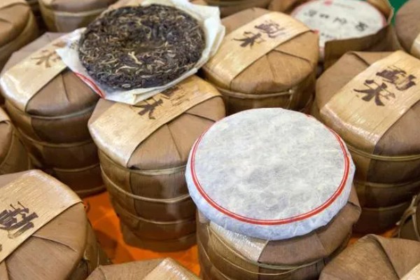 六堡茶如何保存，应远离厨房及有怪味处