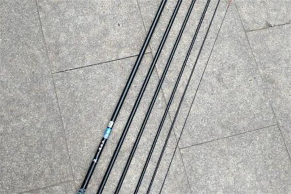 台钓竿的调性,分为极硬调、超硬调等