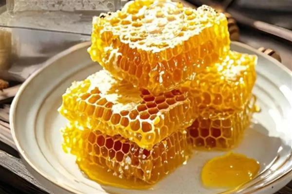 儿童能不能吃蜂巢蜜，必须适时适量食用
