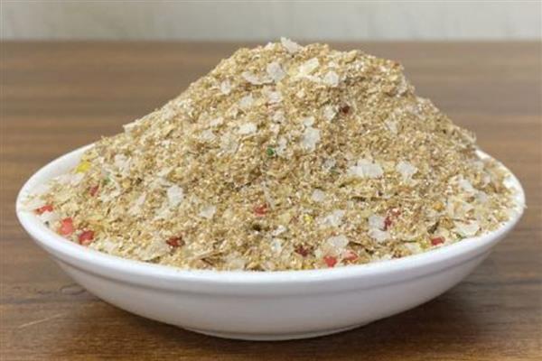 怎么自制草鱼的饵料，以下6个配方均可采取