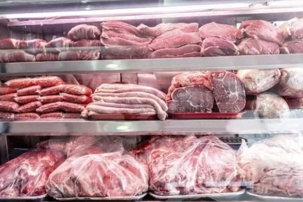 公猪肉为什么有骚味，核心来源为雄烯酮、粪臭素