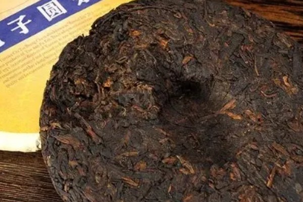 七子饼茶是生茶吗,属于熟茶