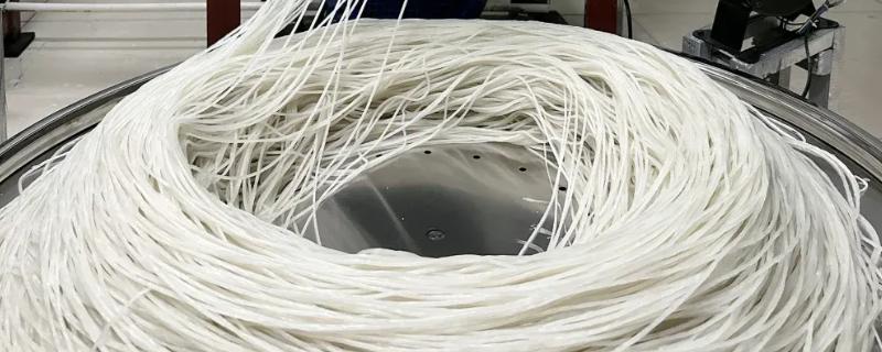 生产米粉的技术，原料包括精白籼米、单甘酯等
