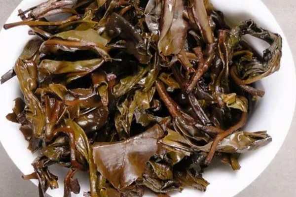 茶叶渣的作用,晒干后可以去潮去湿