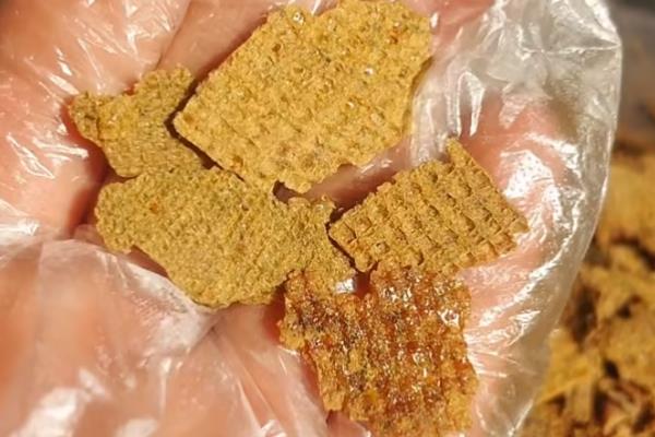 蜂胶产品有哪些，有原胶、纯胶等