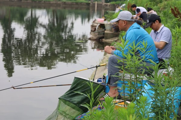 手竿铅坠一般用多重，取决于钓法、鱼种等